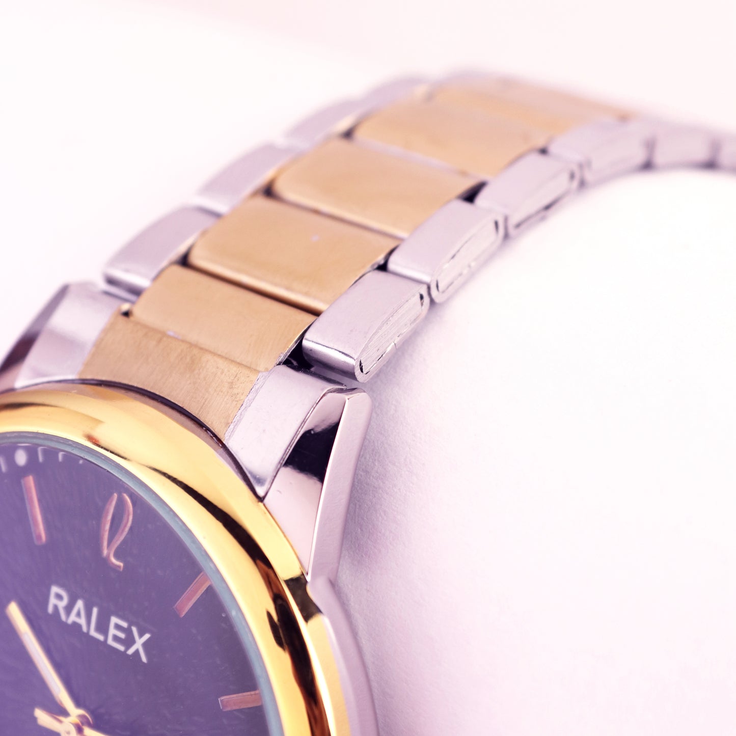RALEX Quartz Two-Tone Wristwatch – Elegant Gold & Silver Design